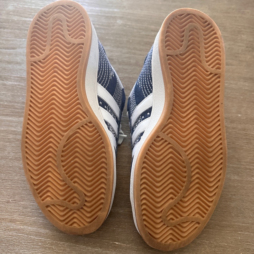 Adidas Campus Navy and White Sneakers - Picture 5 of 5